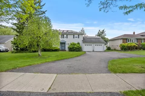 745 Valley Rd, Wayne, NJ 07470 photo 4