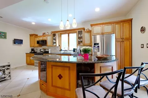 6 Oak Ter, Wanaque, NJ 07465 photo 15