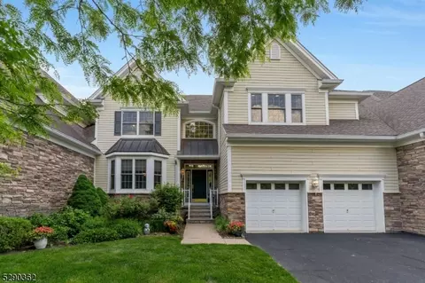 31 Fredericks St, West Orange, NJ 07052