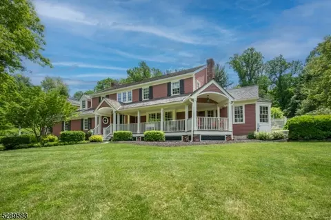 26 Winding Way, Bernardsville, NJ 07924