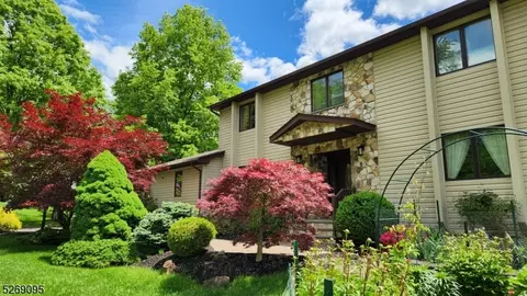 104 Warren Ave, Bridgewater, NJ 08807