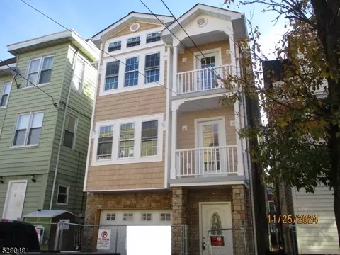 26 Stuyvesant Ave, Newark, NJ 07106