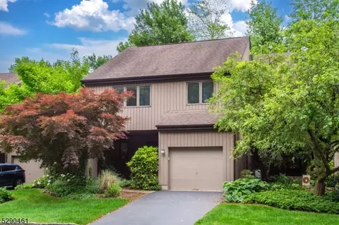 34 Windmill Dr #34, Morristown, NJ 07960