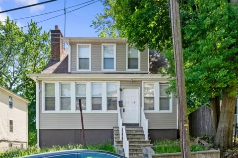 146 Abinger Pl, Newark, NJ 07106