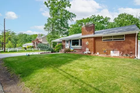 130 Doty Rd, Wanaque Boro, NJ 07420 photo 3