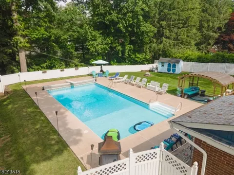 130 Doty Rd, Wanaque Boro, NJ 07420 photo 33