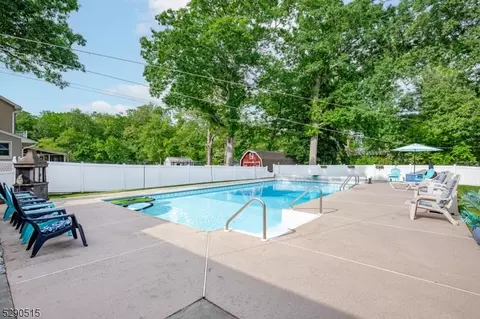 130 Doty Rd, Wanaque Boro, NJ 07420 photo 24