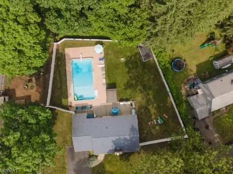 130 Doty Rd, Wanaque Boro, NJ 07420 photo 31