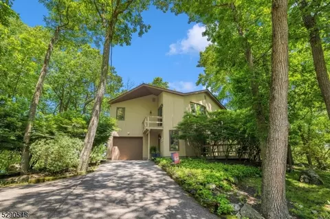 35 Winding Way, Byram Twp, NJ 07821