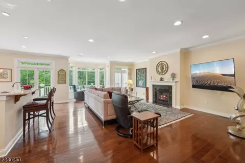 48 Metzger Dr, West Orange, NJ 07052