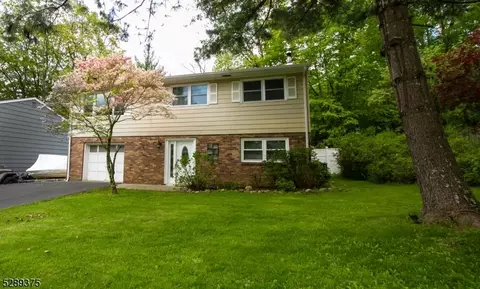 508 Durban Ave, Hopatcong, NJ 07843