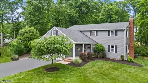 579 Stony Brook Dr, Bridgewater, NJ 08807