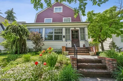 10 Oakdale Ave, Millburn, NJ 07041