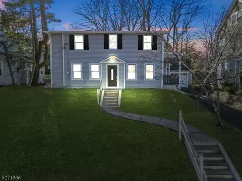839 Dixie, Plainfield, NJ 07062