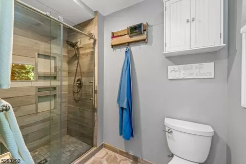 307 Daniel St, Dover, NJ 07801 photo 17