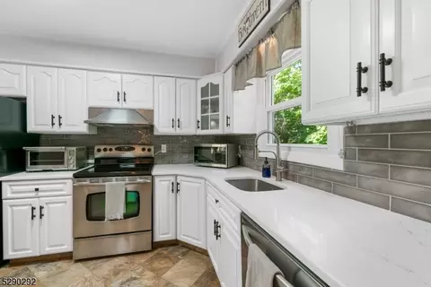 307 Daniel St, Dover, NJ 07801 photo 5