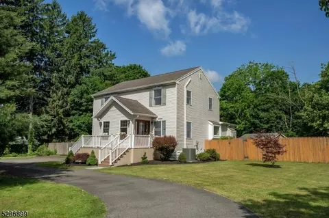 52 East Ave, Hackettstown, NJ 07840