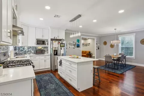 74 Ashwood Ave, Summit, NJ 07901