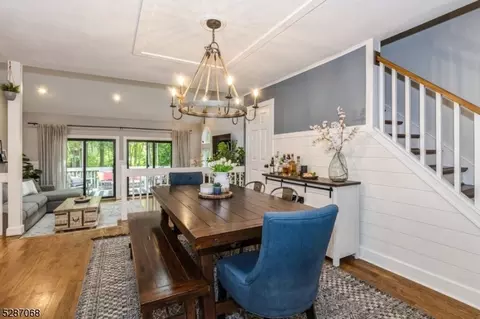 8 Lynn Ct, Morristown, NJ 07960