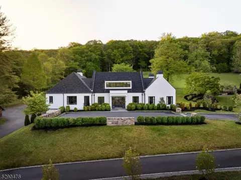 12 Mendham Rd, Far Hills, NJ 07931