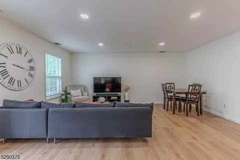 3309 Appleton Way, Whippany, NJ 07981 photo 20