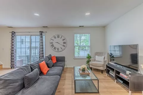 3309 Appleton Way, Whippany, NJ 07981 photo 18