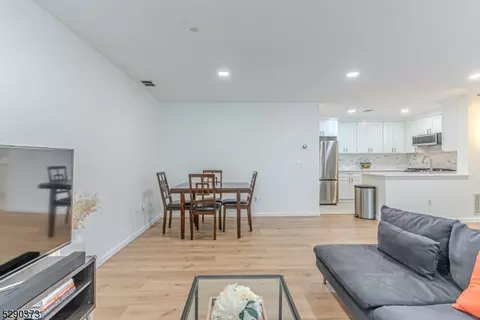3309 Appleton Way, Whippany, NJ 07981 photo 12