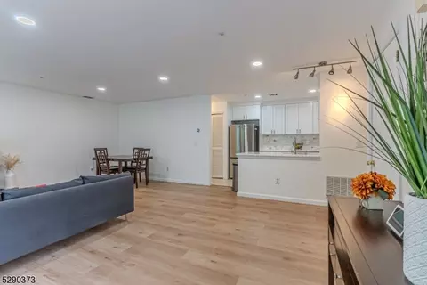 3309 Appleton Way, Whippany, NJ 07981 photo 16