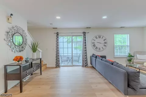 3309 Appleton Way, Whippany, NJ 07981 photo 15