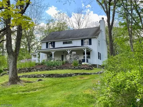215 Spring Valley Rd, Frelinghuysen Twp, NJ 07825