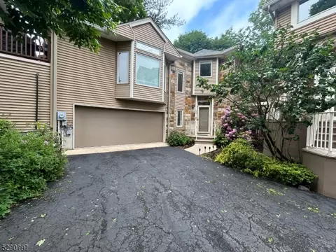 222 Clarken Dr, West Orange, NJ 07052