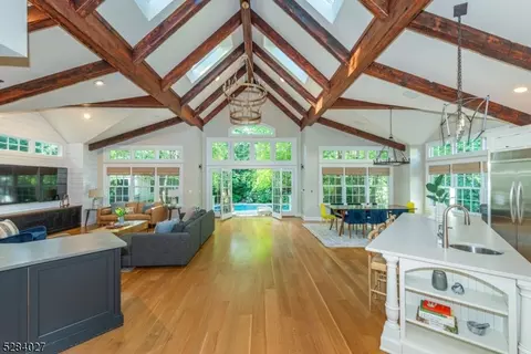 113 Clarewill Ave, Montclair, NJ 07043