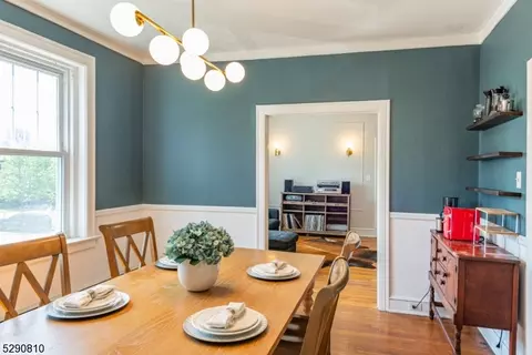 6 Altamont Ct #11, Morristown, NJ 07960