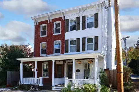 118 George St, Lambertville, NJ 08530