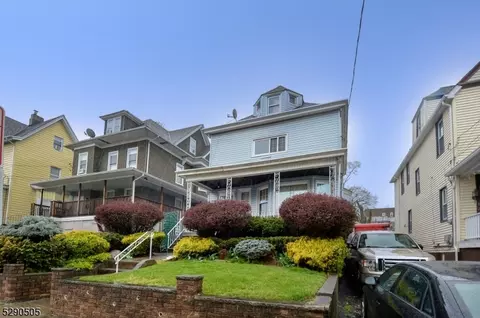 14 High St, Passaic, NJ 07055