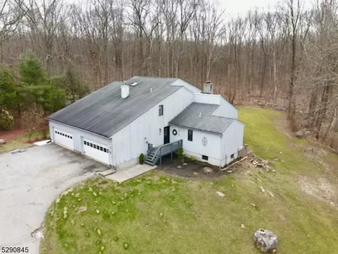 15 Christy Ln #LEFT, Sparta, NJ 07871