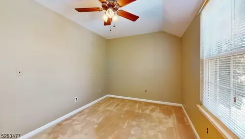 1108 Wetherburn Ct, Flemington, NJ 08822 photo 25