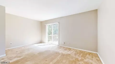 1108 Wetherburn Ct, Flemington, NJ 08822 photo 16
