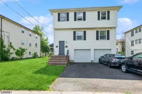 222 N 9th St, Kenilworth, NJ 07033