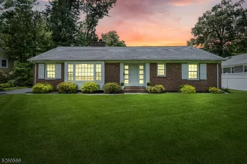 644 Metape Cir, Bound Brook, NJ 08805