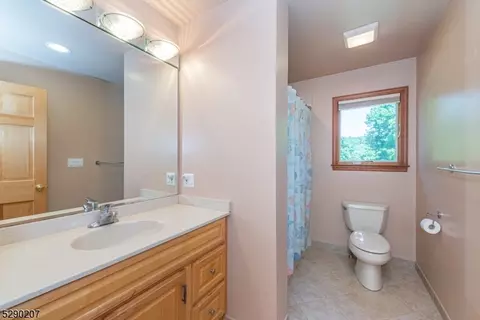 48 Christopher St, Dover, NJ 07801 photo 15