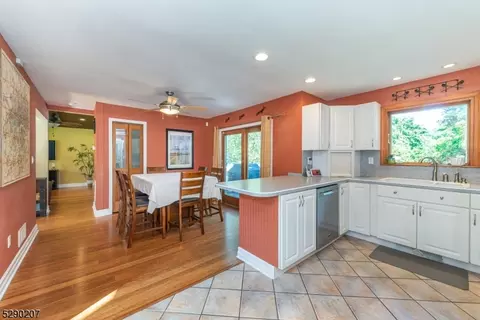 48 Christopher St, Dover, NJ 07801 photo 8