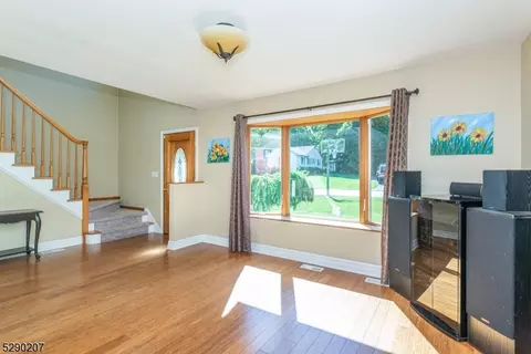 48 Christopher St, Dover, NJ 07801 photo 4