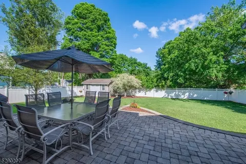 48 Christopher St, Dover, NJ 07801 photo 20