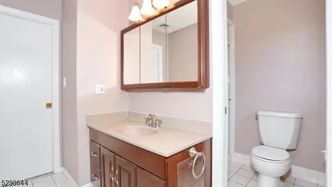 6 Furman Dr, Wayne, NJ 07470 photo 27