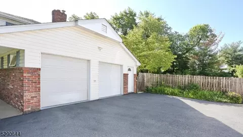 6 Furman Dr, Wayne, NJ 07470 photo 44