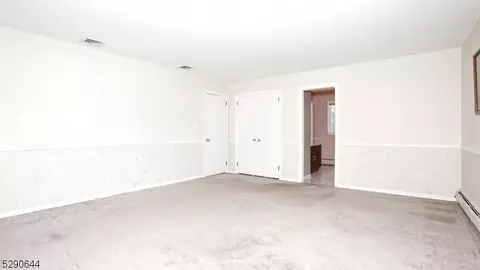 6 Furman Dr, Wayne, NJ 07470 photo 25