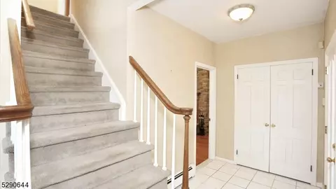 6 Furman Dr, Wayne, NJ 07470 photo 22