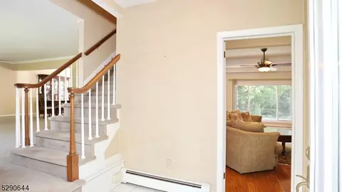 6 Furman Dr, Wayne, NJ 07470 photo 4
