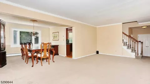 6 Furman Dr, Wayne, NJ 07470 photo 8